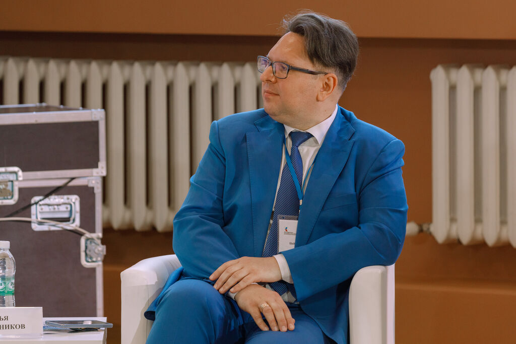 Книжные партнерства лидеров: читаем вместе, панельная дискуссия (аудитория 213)