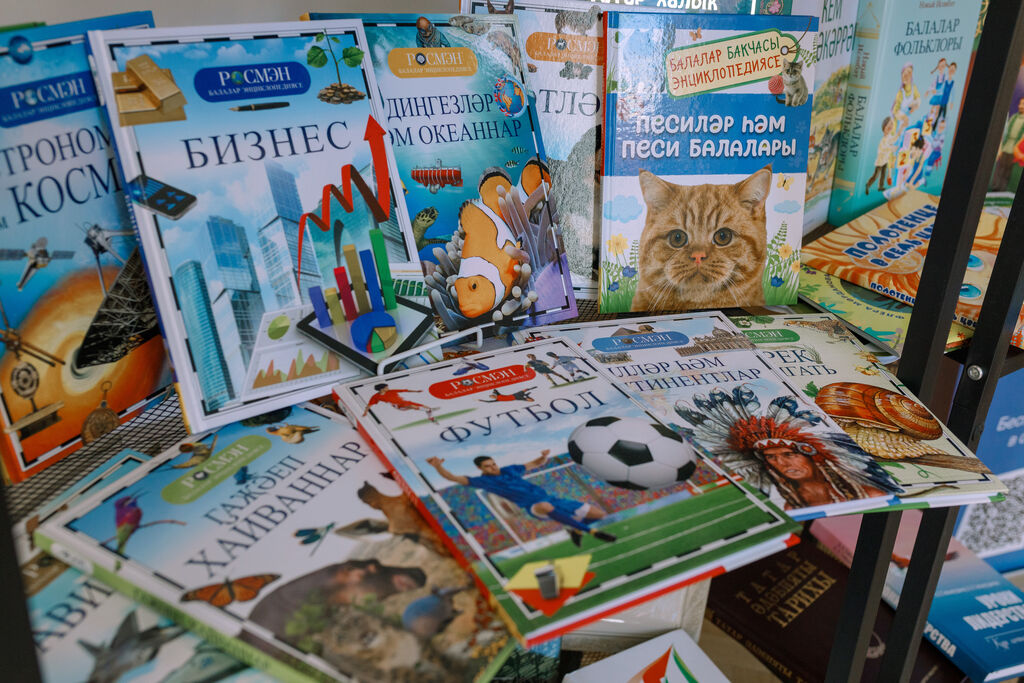 «Книжный интеллект» в окружении искусственного. Как книги управляют миром с помощью людей, панельная дискуссия (аудитория 213)