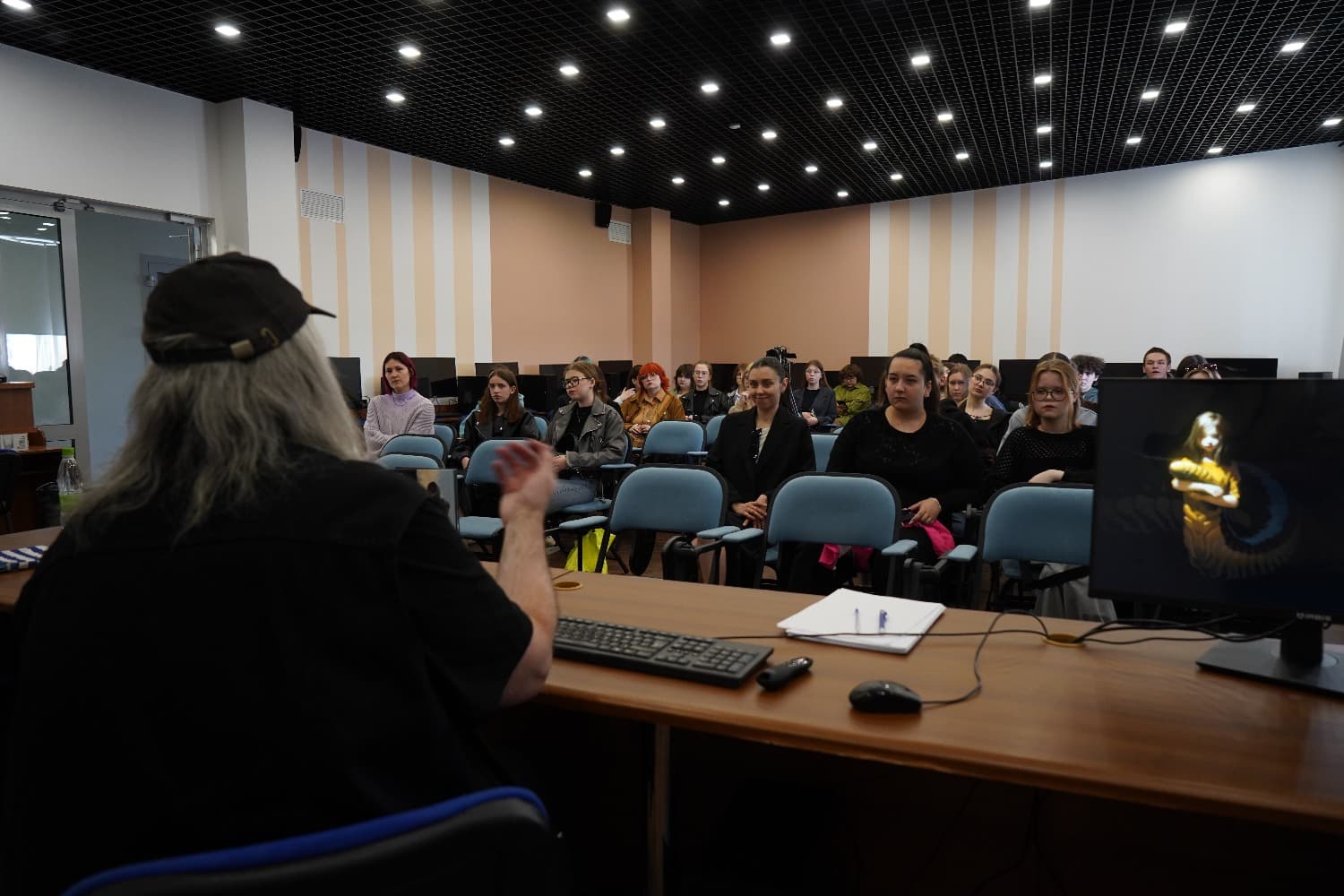 Трек 1. «Интерактивное кино своими руками» - лаборатория Егора Тулина. Образовательный трехдневный интенсив Московского политехнического университета для студентов Казанского (Приволжского) федерального университета