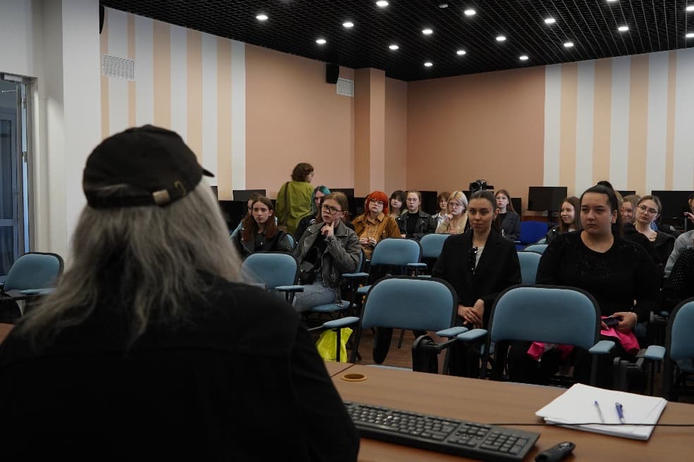 Трек 1. «Интерактивное кино своими руками» - лаборатория Егора Тулина. Образовательный трехдневный интенсив Московского политехнического университета для студентов Казанского (Приволжского) федерального университета