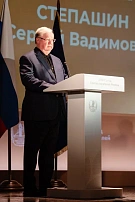 В Москве завершил свою работу XVIII внеочередной съезд Союза писателей России